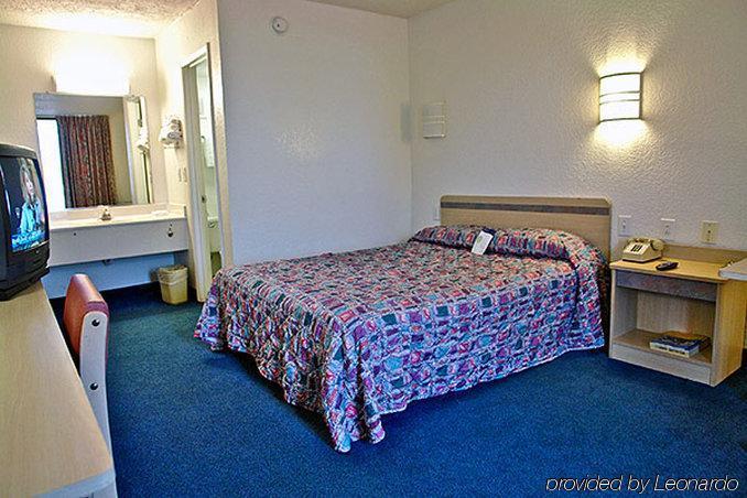 Motel 6 Huntsville - Madison Kültér fotó